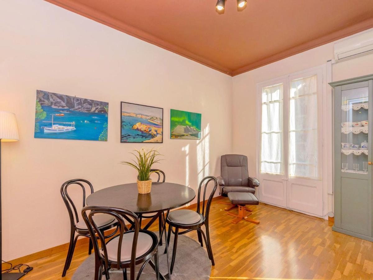 Apartment Eixample Esquerre Arago Rocafort By Interhome Barcelona Bagian luar foto
